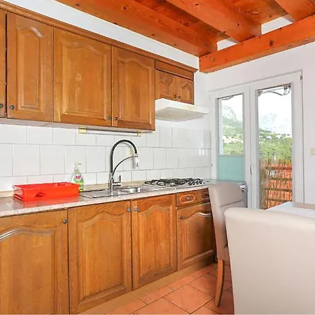 Ferienhaus 2 Bedroom Lovely In