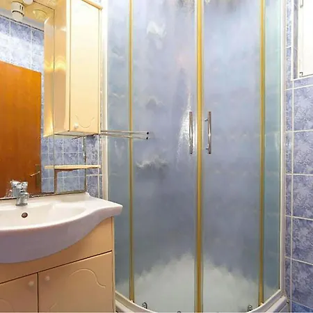2 Bedroom Lovely In Ferienhaus